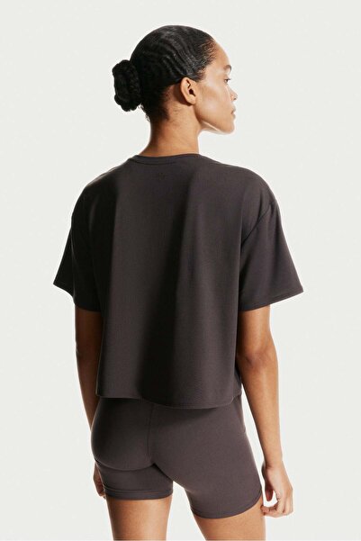 H&M Boxy-style sports top in DryMove™
