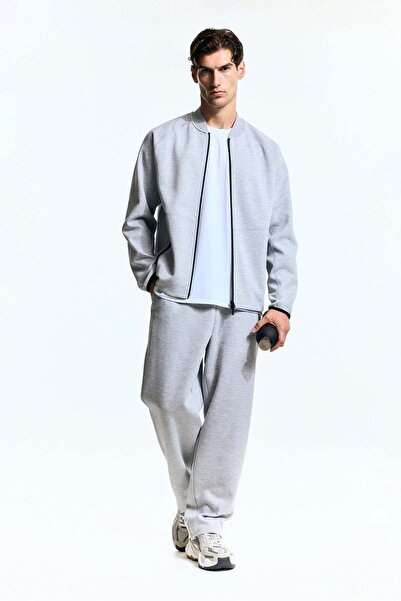 H&M سترة رياضية مزودة بتقنية DryMove™