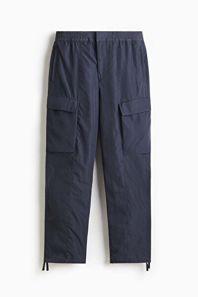 H&M Relaxed Fit Nylon cargo trousers