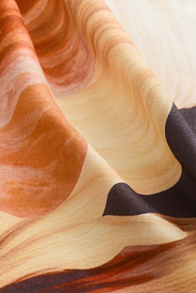 H&M Round tablecloth