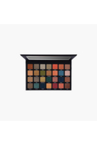 Character Cosmetics لوحة ظلال العيون بلوسوم من