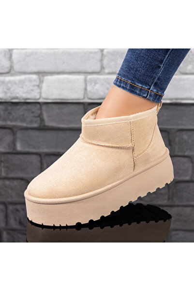 Modlet.ro Women's beige suede short fur-lined boots with thick sole MOD10772