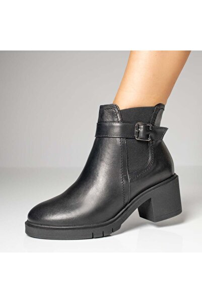 Modlet.ro Women's black leather boots with zipper MOD09866