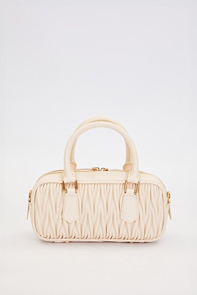 Levidor Cream Flat Model Handbag