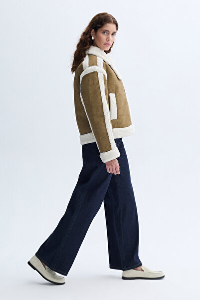 Mudo Fur Detailled Stand-Up Collar Crop Coat Jacket