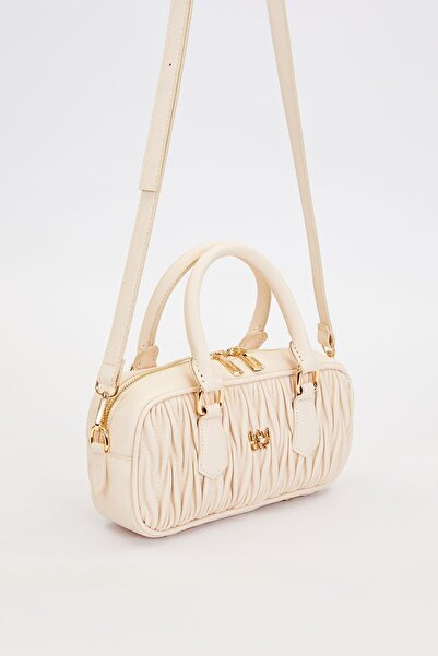 Levidor Cream Flat Model Handbag