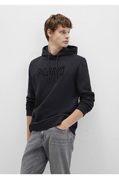 Mavi 0610941-900 Λογότυπο με τύπωμα με κουκούλα Μαύρο φούτερ