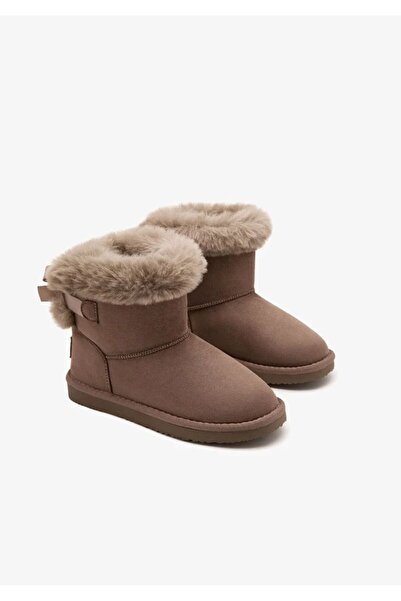 B&W Avustralya Su İtici Kürklü Kadın Bot