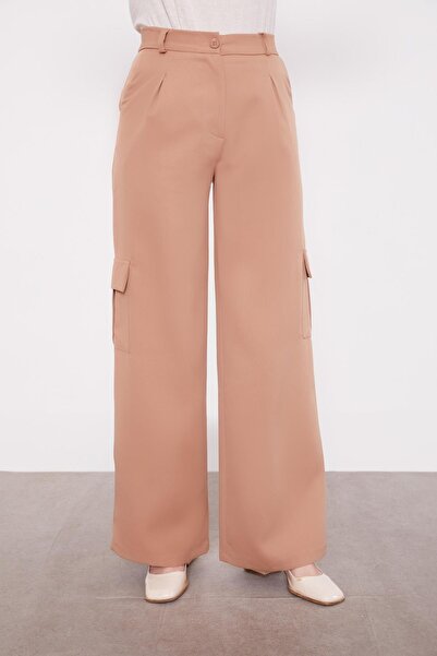 Levidor Camel Pocket Detailed Trousers