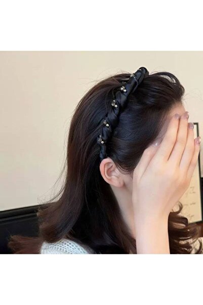 TAKIŞTIR تاج مزين بالحجر باللون الأسود