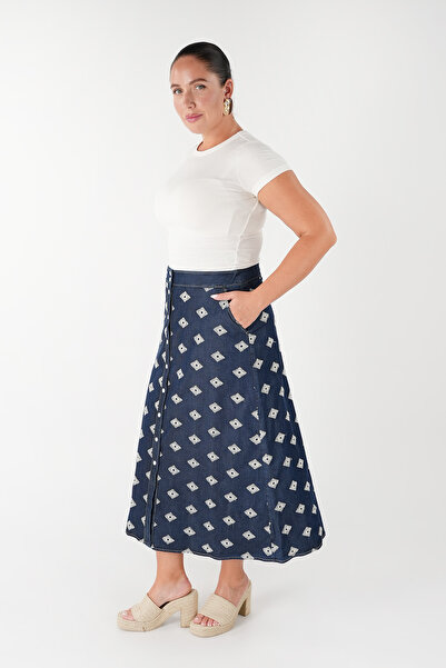 Guzella Midi Denim Brode Embroidered Front Snap Skirt