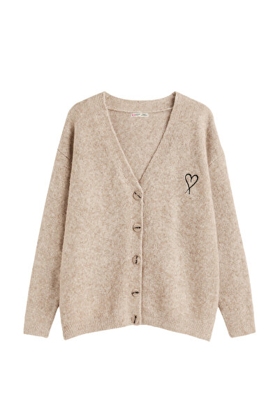 Mixray 6953 Women's Oversize Wool Blend Premium Heart Embroidered Cardigan Beige