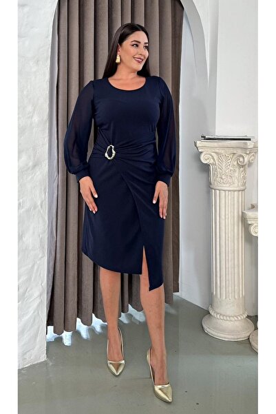 Butik Nilyam Women's Plus Size Crew Neck Chiffon Sleeve Brooch Detail Asymmetrical Cut Midi Stretchy Evening Dress 25043