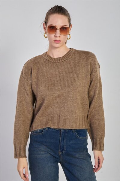 BARRELS AND OIL Women's Long Sleeve Knitwear Sweater - Stone Color