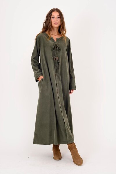 Park Moda 11411 LOVA DÜĞME DETAYLI FİTİLLİ KADİFE ELBİSE