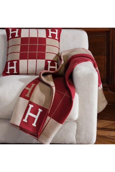 Hermes Pr H DESEN BATTANİYE KIRLENT HEDİYELİ KIRMIZI-BEYAZ-KREM