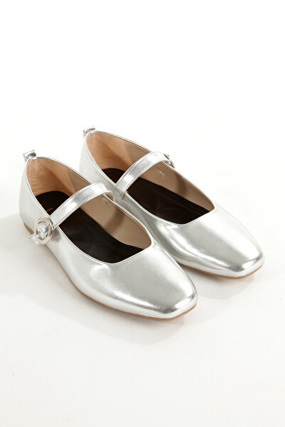 EPTC Silver Metallic Mary Jane Women's Flats - Modern & Stylish Everyday Shoes