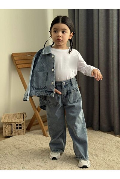 İncekıds Kız çocuk çiçek nakışlı gabardin mavi kot ceket pantolon uzun kol düz basic tişört 3 lü takım -mavi