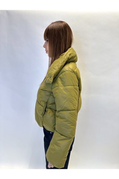 IFASTFASHION Women's short quilted jacket with wide collar - warm and modern model for autumn-winter