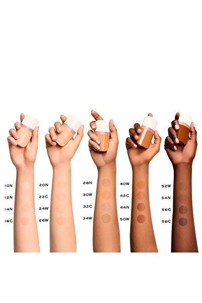 Lancome Moisturizing foundation with Paris finish SKIN IDOLE 3 SERUM SUPERTINT #20N 30 ml