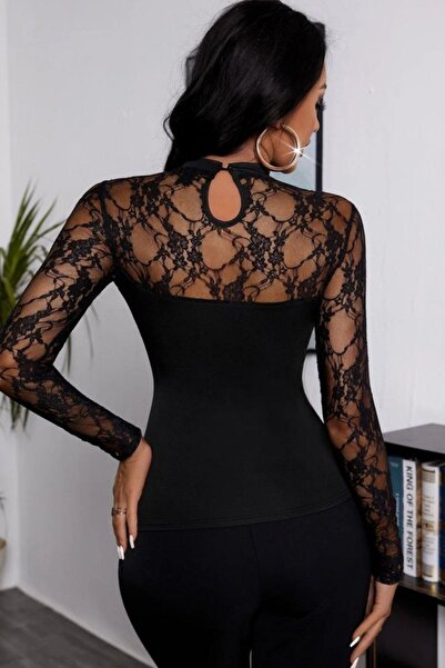 Mossta Μπλούζα από βισκόζη με λεπτομέρεια δαντέλας - Μαύρο