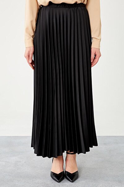 Levidor تنورة سوداء مطوي من الساتان