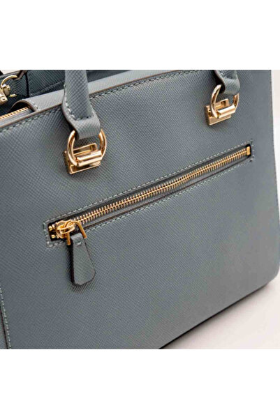 Guess – Medium Grey Handbag in Saffiano Leather with Gold Details and Detachable Wallet