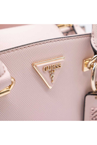 Guess – MEDIUM NOELLE PINK SAFFIANO LEATHER BAG WITH GOLDEN DETAILS