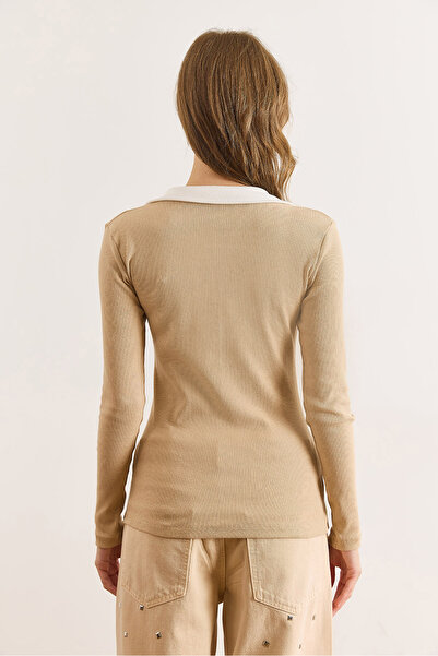 Olalook Kadın Bej Beyaz Renk Bloklu Polo Yaka Pamuk Esnek Bluz BLZ-19003104