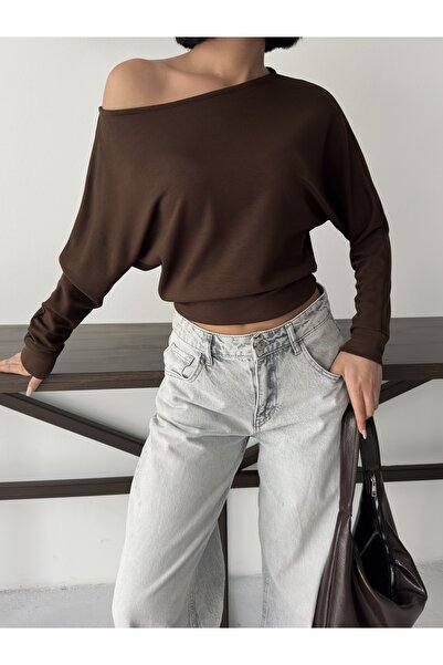 BEJNA Γυναικεία καφέ μπλούζα με υφή Modal με ανοιχτό ώμο