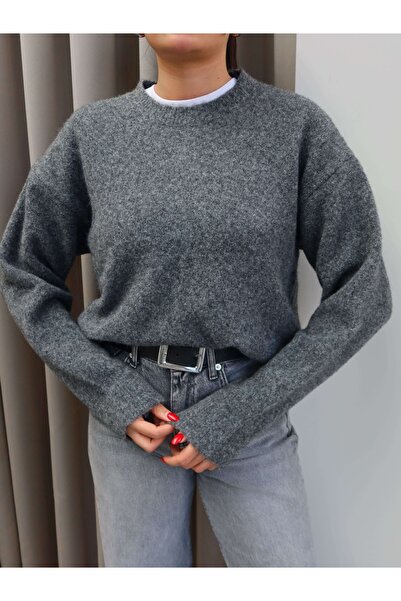 ESRAHELVACI Crew Neck Soft Textured Oversize Sweater