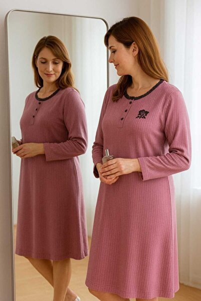 MAY MARA BÜYÜK BEDEN RAPORLU VE KIŞLIK ŞARDONLU GÖĞSÜ NAKIŞLI DANTEL DETAYLI GECELİK