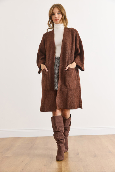 Olalook Kadın Kahverengi Yumuşak Dokulu Cepli Triko Hırka HRK-19000424