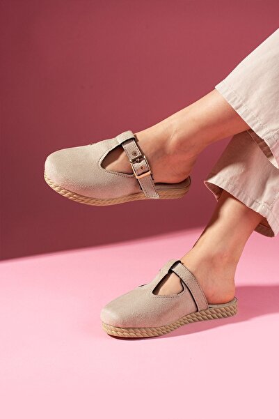 FUGA MODA Sabrosa Beige Suede Buckle Front Closed Women's House Slippers