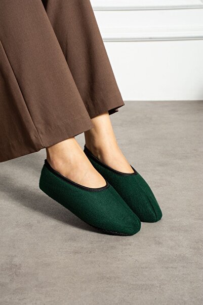 FUGA MODA Bery Khaki Green Flexible Fabric Soft Booties Ballet Shoes