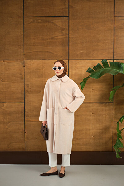 LOCCO Women's Collar Detail Plush Coat Cream