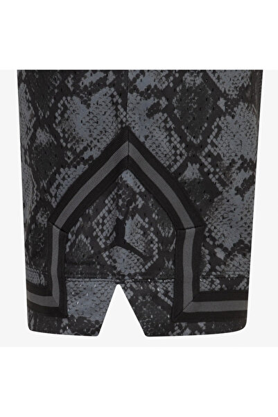 Nike JORDAN SİYAH DESENLİ DIAMOND SHORT ERKEK ÇOCUK ŞORT 95D429