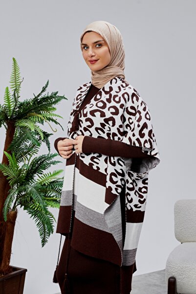 CNR TEKSTİL Leopard Printed Tricot Poncho with Tassel Accessories