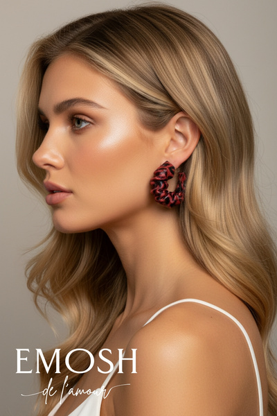 EMOSH de Lamour Tutkulu Kırmızı Leopar Halka Küpe - Model Kumaş Küpe