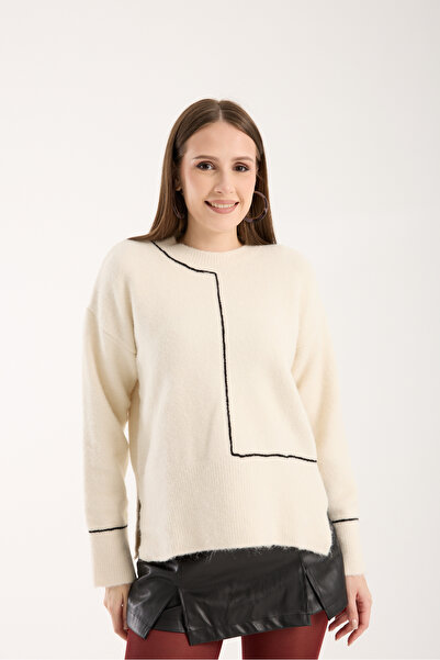 ŞEYDA ERTEM PULOVER CREMĂ CU DUCĂNE NEGRE CU DUCĂNE ÎN DUCĂNE LA TALIE CU FĂR...