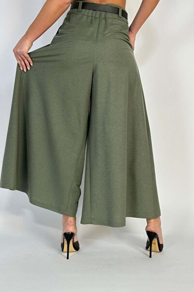 WildFashion Long wide skirt-type pants made of light material V644-100