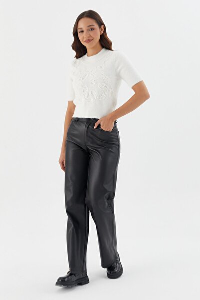 Shopping Shop Embossed Patterned Short Sleeve Blouse Ecru