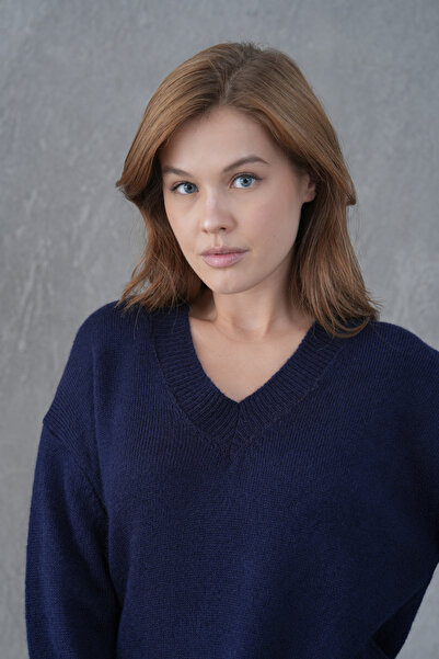 bayansepeti Lacivert Triko Kumaş V Yaka Uzun Oversize Kazak 4093