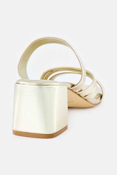 Calvin Klein Women Pretty2 Medium Slip On Sandals, Gold