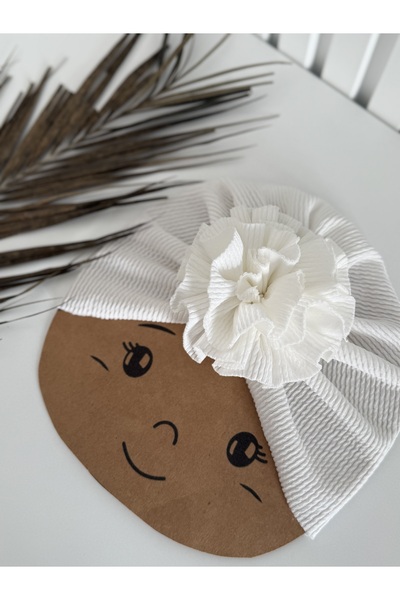 SOFT قبعة طفلة حديثة الولادة باللون الأبيض