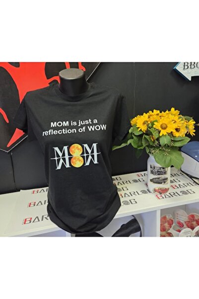 OEM MOM T-shirt is just a reflection of WOW