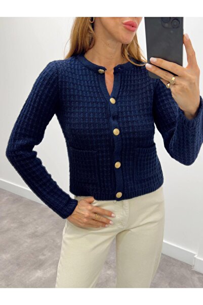 Maldia Shop Γυναικεία ζακέτα με στρογγυλή λαιμόκοψη με χρυσό κουμπί σε μπλε ναυτικό