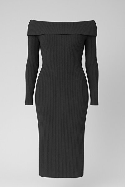 HAKKE Madonna Collar Long Knitwear Dress