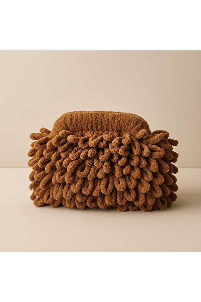 Fers' حقيبة فيا كومالا المحبوكة يدويًا باللون البني القرفة - تمثل الدفء والتوازن