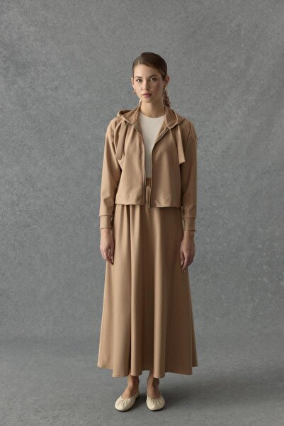 Merve Gültekin Steel Interlock Skirted Sports Suit Camel